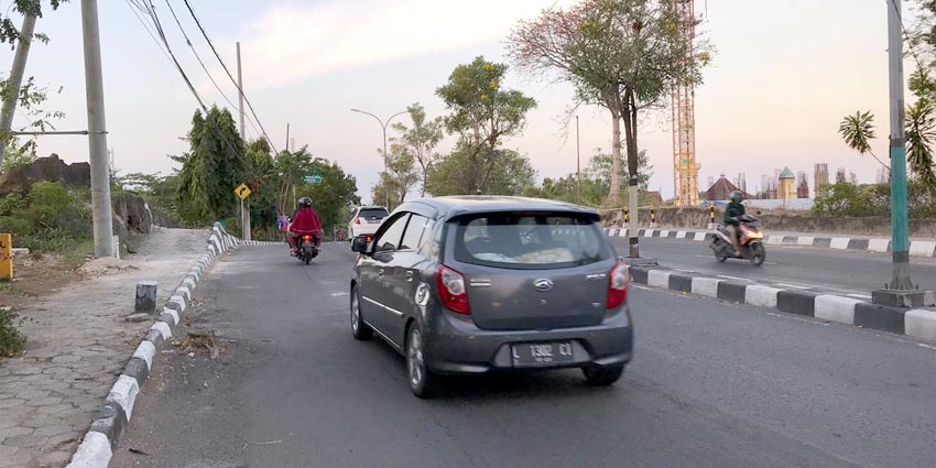 BANGUN UNDERPASS : Jalan Wahidin Sudirohusodo Kabupaten Gresik yang rencananya akan dibangun jalan underpass